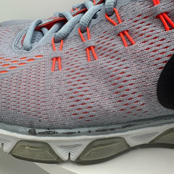 NIKE Air Max Tailwind 8 Men’s Running Shoe, Size 10